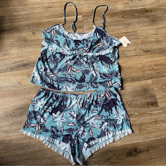 Secret Treasures Other - Secret Treasures Blue Leaf Print Pajama Set Women’s Size Large New